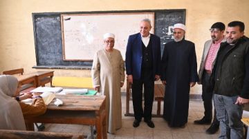 محافظ الغربية يتفقد المعهد الأحمدي بطنطا ويتابع سير العمل بالرواق الأزهري محافظ الغربية يتفقد المعهد الأحمدي بطنطا ويتابع سير العمل بالرواق الأزهري