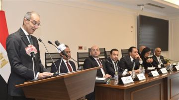 وزير الاتصالات يكشف تفاصيل تشريع حماية الأطفال من مخاطر الإنترنت عاجل وزير الاتصالات يكشف تفاصيل تشريع حماية الأطفال من مخاطر الإنترنت عاجل