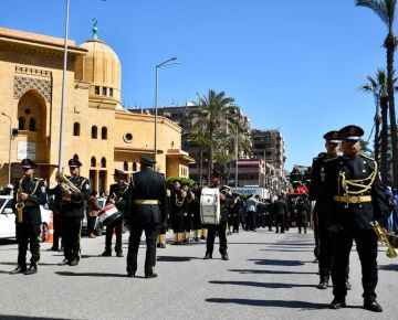 مصر.. وفاة أحد أبرز الضباط من عائلة رئيس أركان الجيش المصري السابق