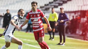 الأفريقي يتعادل مع الصفاقسي في الدوري التونسي الأفريقي يتعادل مع الصفاقسي في الدوري التونسي