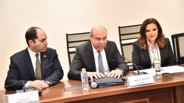 تراجع خسائر مصر للطيران من 33 مليار إلى 13 مليار جنيه