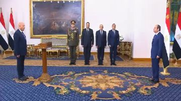 كامل الوزير يؤدي اليمين الدستورية أمام الرئيس السيسي