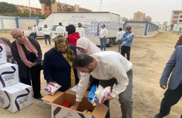 تعليم السويس يوزع 200 كرتونة مواد غذائية على الطلاب الأيتام
