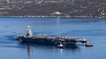 تقترب من الشرق الأوسط.. ما سبب ظهور العملاق الأمريكي جيرالد فورد ؟