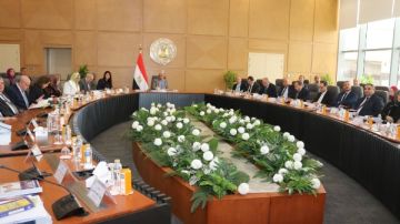 رئيس المصرية لنقل الكهرباء: مساهمة الطاقات المتجددة بلغت حوالى 14 من إجمالي القدرات على الشبكة رئيس المصرية لنقل الكهرباء: مساهمة الطاقات المتجددة بلغت حوالى 14 من إجمالي القدرات على الشبكة