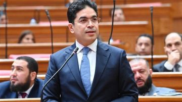 طلب إحاطة بشأن تسرب بخطوط تموين الطائرات بمطار القاهرة وتأخير الرحلات طلب إحاطة بشأن تسرب بخطوط تموين الطائرات بمطار القاهرة وتأخير الرحلات