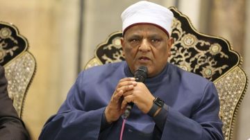 عباس شومان: المتطاول على والدي رسولنا الكريم لا صلة له بالأزهر