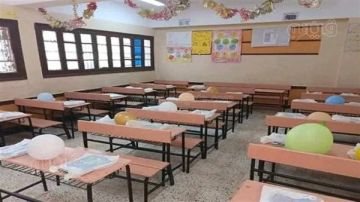 إعادة تدوير الأثاث المدرسي.. تجربة ناجحة بإدارة الهرم التعليمية