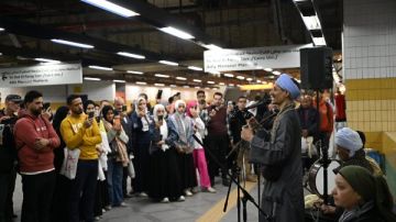 السيرة الهلالية تصل مترو الأنفاق في عرض فني للمرة الأولى .. صور