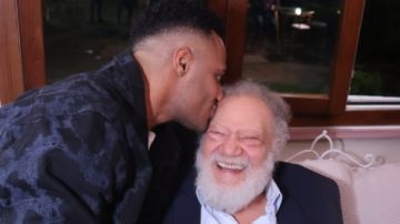 صورة واحدة تجمع محمد رمضان ويحيى الفخراني تشعل السوشيال ميديا شاهد