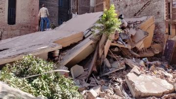 التفاصيل الكاملة لانهيار منزل بمدينة مغاغة في المنيا دون إصابات بشرية التفاصيل الكاملة لانهيار منزل بمدينة مغاغة في المنيا دون إصابات بشرية