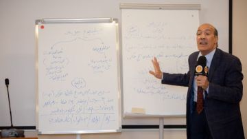 الشعب الجمهوري يواصل ورش العمل البرلماني بمحاضرات عن الصياغة التشريعية والموازنة