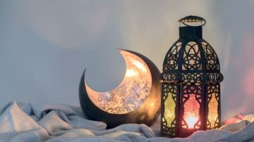 لماذا تستيقظ عطشان في رمضان؟.. مقتطفات رمضانية تطلقها صيدلة العاصمة لماذا تستيقظ عطشان في رمضان؟.. مقتطفات رمضانية تطلقها صيدلة العاصمة