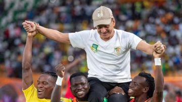 مدرب بنين يكشف سر اختيار غينيا وفلسطين للمواجهات الودية