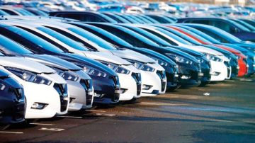 أخبار السيارات سيارات زيرو بمتوسط 800 ألف جنيه.. سير السعودية تقترب من سياراتها الكهربائية.. الإطارات المستعملة تستخدم في صناعة الحديد الزهر أخبار السيارات سيارات زيرو بمتوسط 800 ألف جنيه.. سير السعودية تقترب من سياراتها الكهربائية.. الإطارات المستعملة تستخدم في صناعة الحديد الزهر