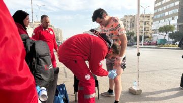 فرق الهلال الأحمر تؤمن 8000 متسابق من 75 دولة بماراثون القاهرة الدولي