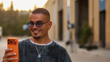 نقصاك القعدة .. الهضبة يضرب رقما قياسيا بـ 832 مليون مشاهدة في خمسة أيام نقصاك القعدة .. الهضبة يضرب رقما قياسيا بـ 832 مليون مشاهدة في خمسة أيام