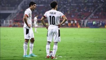 محمد صلاح ومرموش أساسيان في قمة ليفربول ومانشستر سيتي بالدوري الإنجليزي