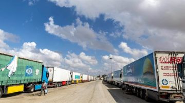 معبر رفح يعود جزئيا للحياة.. مساعدات إنسانية تدخل غزة بدعم مصري متواصل