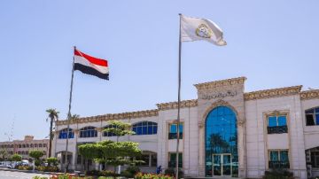 ميناء دمياط يتداول ٢٣ سفينة للحاويات والبضائع العامة