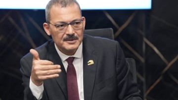 النائب سمير صبري: الاستمرارية الإدارية والعمل الجماعي يدعمان الاستقرار الاقتصادي