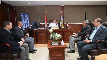 في اجتماع ليلي.. محافظ الغربية يشدد على استمرار حملات إزالة مخالفات البناء بالمحلة