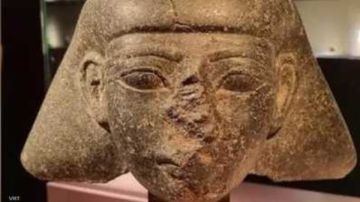 أول تعليق مصري بعد استعادة تمثال عمره 3500 عام من هولندا أول تعليق مصري بعد استعادة تمثال عمره 3500 عام من هولندا