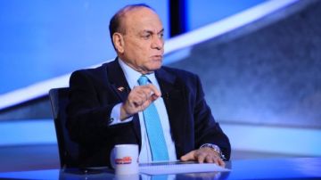 التعديل الوزاري بين تجديد الدماء وتحديات التنفيذ .. سمير فرج يوضح رؤية المرحلة المقبلة التعديل الوزاري بين تجديد الدماء وتحديات التنفيذ .. سمير فرج يوضح رؤية المرحلة المقبلة