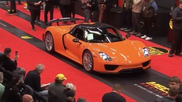 الأغلى في العالم.. بورشه 918 سبايدر بسعر خيالي