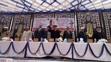 بحضور مصطفى بكري.. القودة تطوي 4 سنوات من الثأر بين آل موسى و آل مسلم في الترامسة بقنا شاهد بحضور مصطفى بكري.. القودة تطوي 4 سنوات من الثأر بين آل موسى و آل مسلم في الترامسة بقنا شاهد