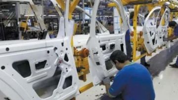 خبراء الضرائب: توطين صناعة مستلزمات الإنتاج يوفر 56 من الواردات