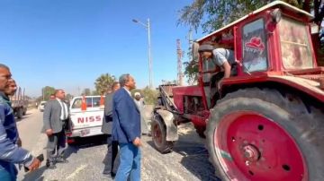 قنا.. ضبط جرار مخالف يسحب 4 مقطورات قصب