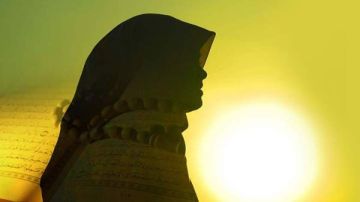 ما حكم من جامع زوجته في قضاء صيام رمضان وفدية ذلك؟.. الإفتاء تجيب