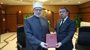 مركزا الأشعري بالأزهر والماتريدي بأوزبكستان يوقعان اتفاقا لترسيخ المرجعية السنية