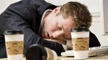 احترس .. هذه العلامات تكشف تناولك جرعة زائدة من الكافيين احترس .. هذه العلامات تكشف تناولك جرعة زائدة من الكافيين