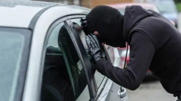 سرقة سيارات تابعة للوفد السعودي المشارك بـ معرض الكتاب في سوريا