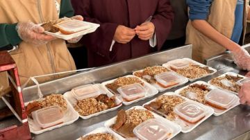 موائد الرحمن بمساجد بني سويف تستقبل الصائمين خلال شهر رمضان