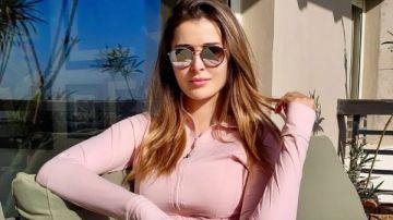 أناقة ورشاقة عائشة بن أحمد تخطف القلوب بإطلالة رياضية لافتة أناقة ورشاقة عائشة بن أحمد تخطف القلوب بإطلالة رياضية لافتة