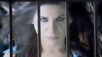 المطربة كاميليا: أهلى منعوني من الغناء وأنجبت بعد 18 عاما من الزواج المطربة كاميليا: أهلى منعوني من الغناء وأنجبت بعد 18 عاما من الزواج