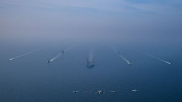 تزامنا مع مفاوضات مسقط.. تحركات عسكرية أمريكية في بحر العرب تفاصيل تزامنا مع مفاوضات مسقط.. تحركات عسكرية أمريكية في بحر العرب تفاصيل