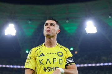 على خطى عصام الحضري.. رونالدو يحقق رقما قياسيا جديدا في الدوري السعودي على خطى عصام الحضري.. رونالدو يحقق رقما قياسيا جديدا في الدوري السعودي