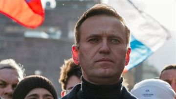 قراءة في مذكرات السجن.. 5 حكومات أوروبية تتهم موسكو باغتيال معارض روسي بغاز الأعصاب