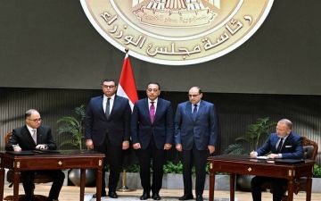 مدبولي يشهد توقيع 3 اتفاقيات دولية ضمن مشروع أبراج ومارينا المونت جلالة مدبولي يشهد توقيع 3 اتفاقيات دولية ضمن مشروع أبراج ومارينا المونت جلالة