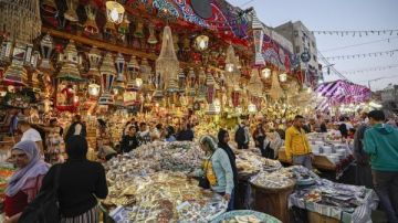 رمضان الأربع ولا الخميس؟.. دار الإفتاء تعلن الموعد النهائي