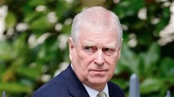 من أجراس وستمنستر إلى زنزانة الحجز.. أندرو يقضي عيد ميلاده الأول كمواطن مهان من أجراس وستمنستر إلى زنزانة الحجز.. أندرو يقضي عيد ميلاده الأول كمواطن مهان