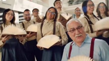 إبراهيم عيسى أحدث وجه إعلاني في رمضان 2026 بإعلان حلاوة البدايات إبراهيم عيسى أحدث وجه إعلاني في رمضان 2026 بإعلان حلاوة البدايات