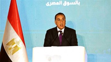 مدبولي: استثمار 3.5 مليار دولار في الطيف الترددي خطوة جديدة نحو بناء مصر الرقمية عاجل مدبولي: استثمار 3.5 مليار دولار في الطيف الترددي خطوة جديدة نحو بناء مصر الرقمية عاجل