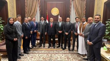 أعضاء الهيئة البرلمانية لحزب الشعب الجمهوري يلتقون رئيس مجلس الشيوخ