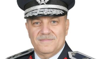 بعد ترقيته لرتبة فريق.. ننشر السيرة الذاتية للفريق عمرو صقر قائد القوات الجوية بعد ترقيته لرتبة فريق.. ننشر السيرة الذاتية للفريق عمرو صقر قائد القوات الجوية