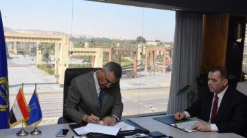 محافظ أسوان يعتمد نتيجة الشهادة الإعدادية بنسبة نجاح 78.40 